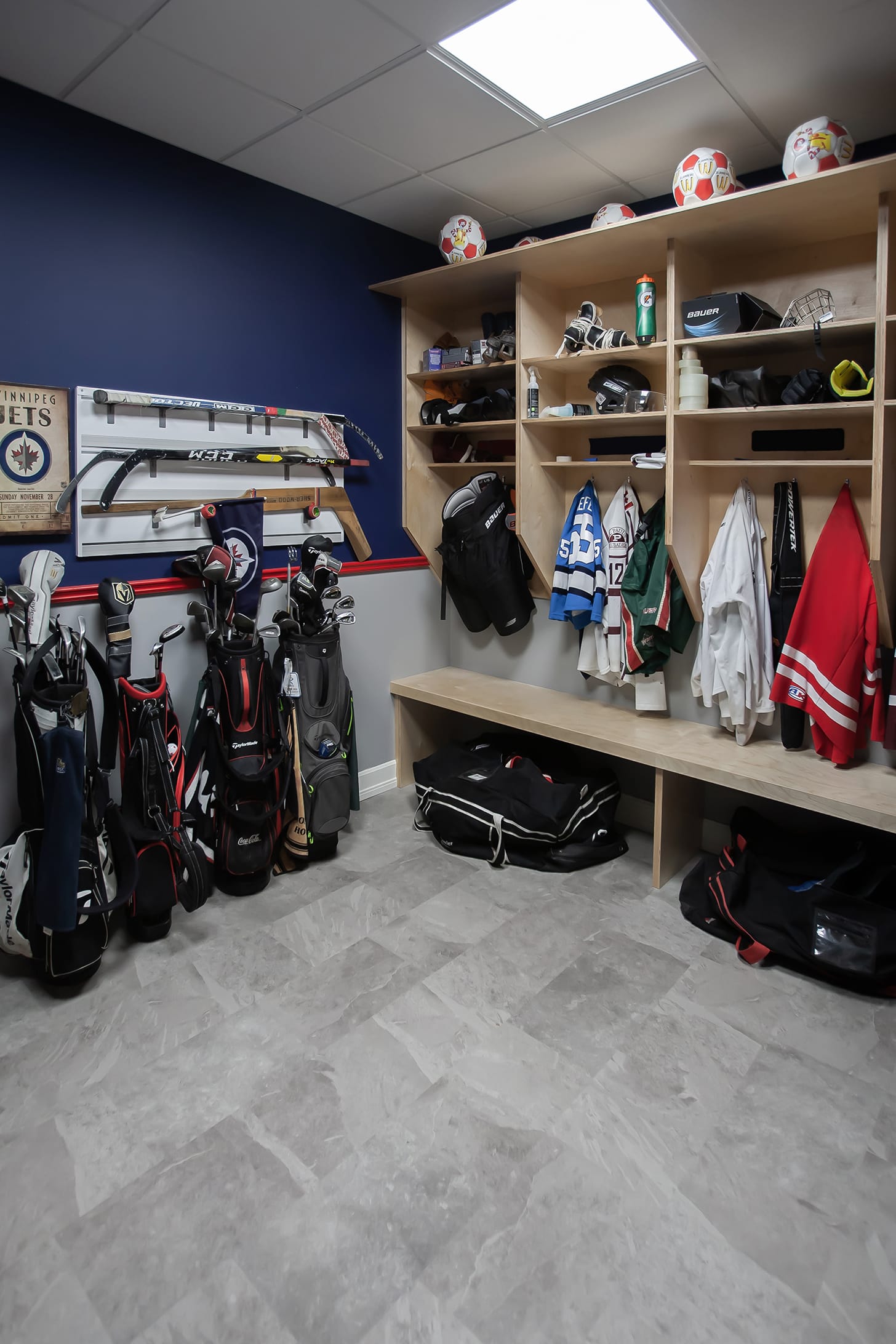 custom storage and organization built ins winnipeg